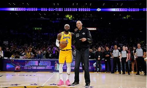 nba总决赛詹姆斯阻挡犯规-nba总决赛詹姆斯阻挡犯规是哪一场